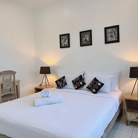 Beach House Apartment Legian  Exterior photo